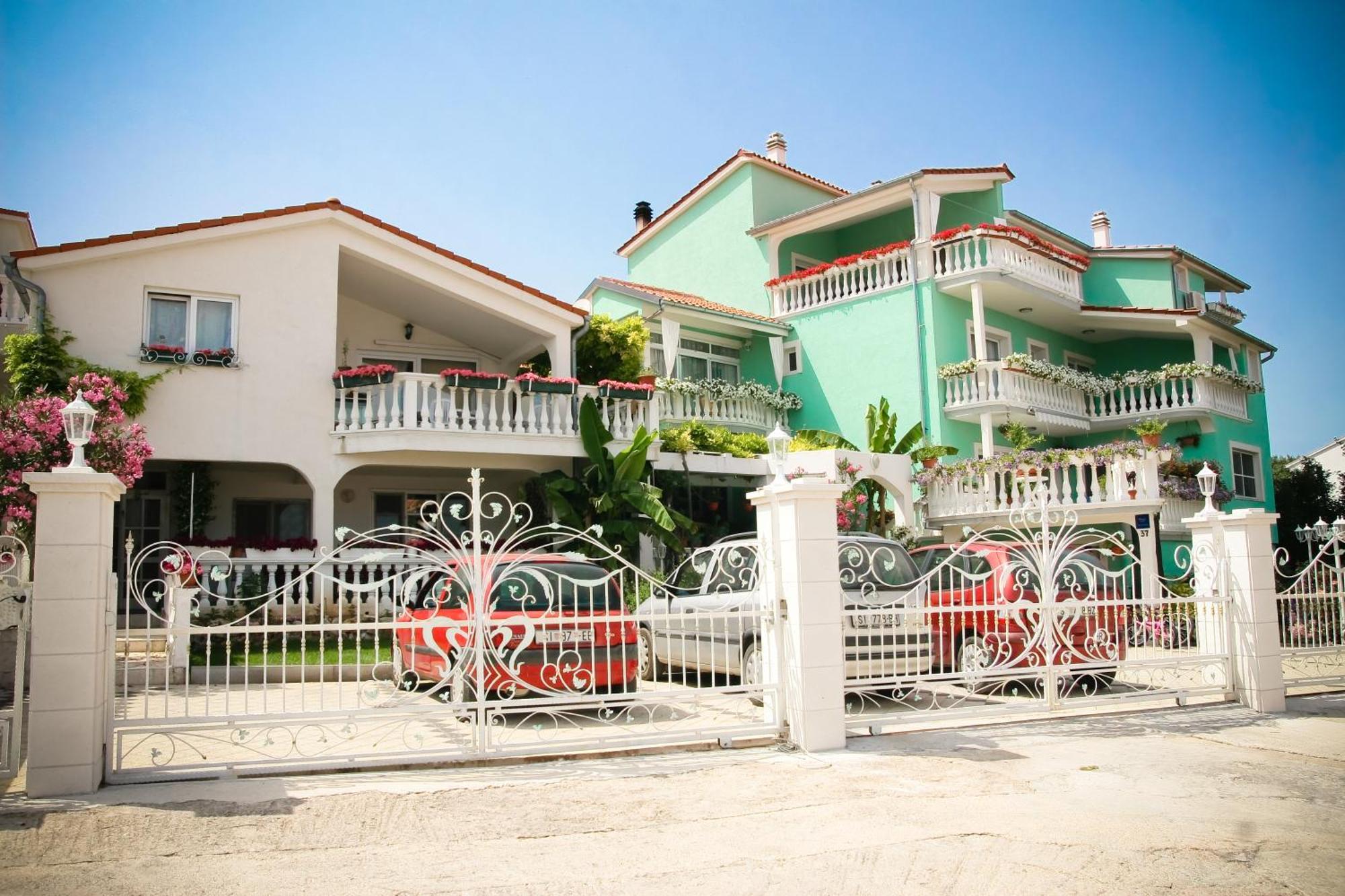 Apartments Katarine Zrinske Vodice Dış mekan fotoğraf